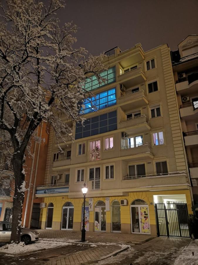 Smiley 2 - Subotica Centar Apartman Kültér fotó