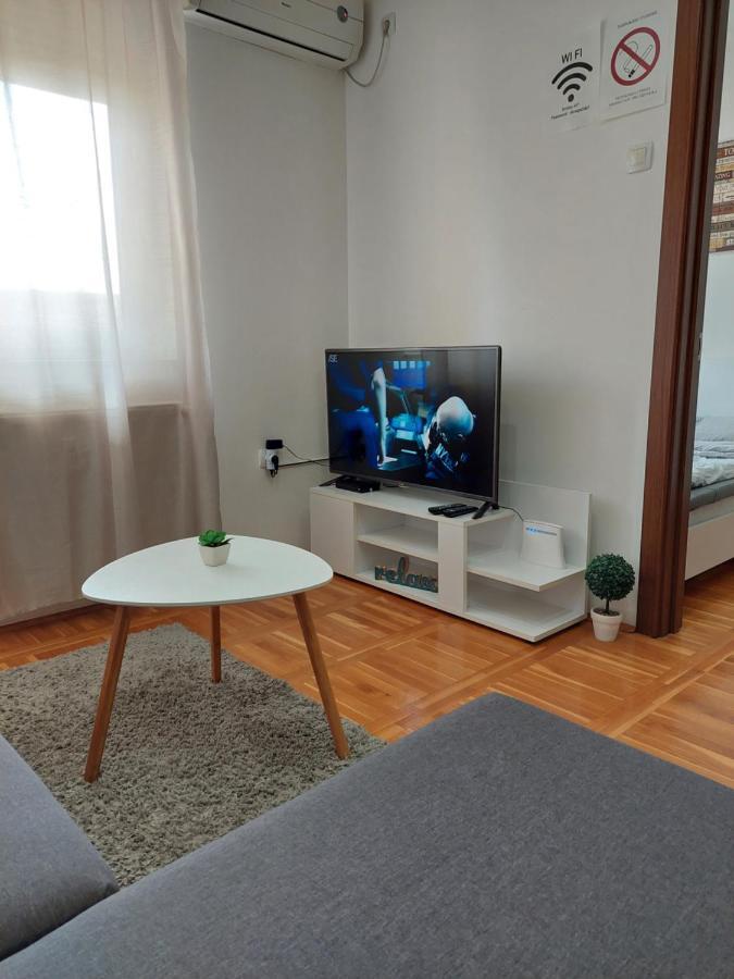 Smiley 2 - Subotica Centar Apartman Kültér fotó