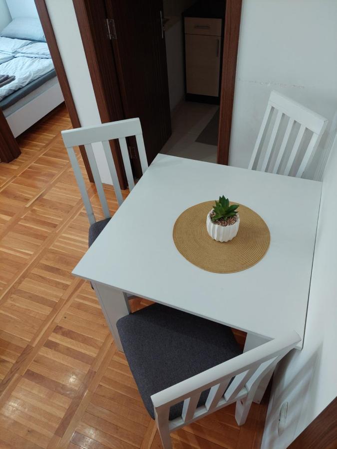 Smiley 2 - Subotica Centar Apartman Kültér fotó