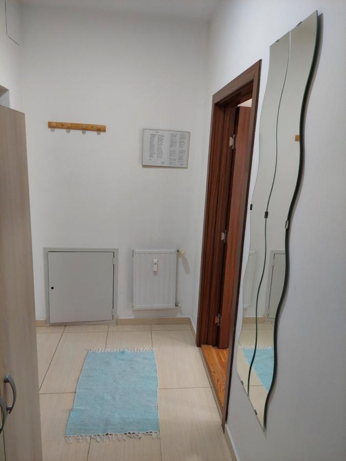 Smiley 2 - Subotica Centar Apartman Kültér fotó